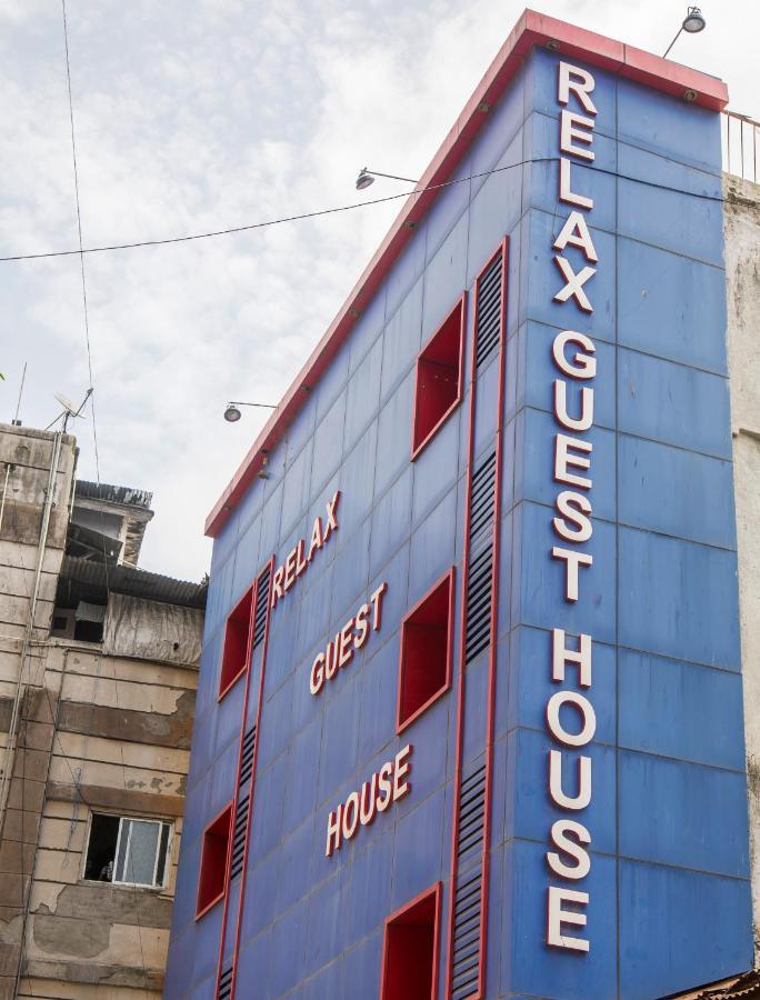 Relax Guest House Mumbai Exteriör bild